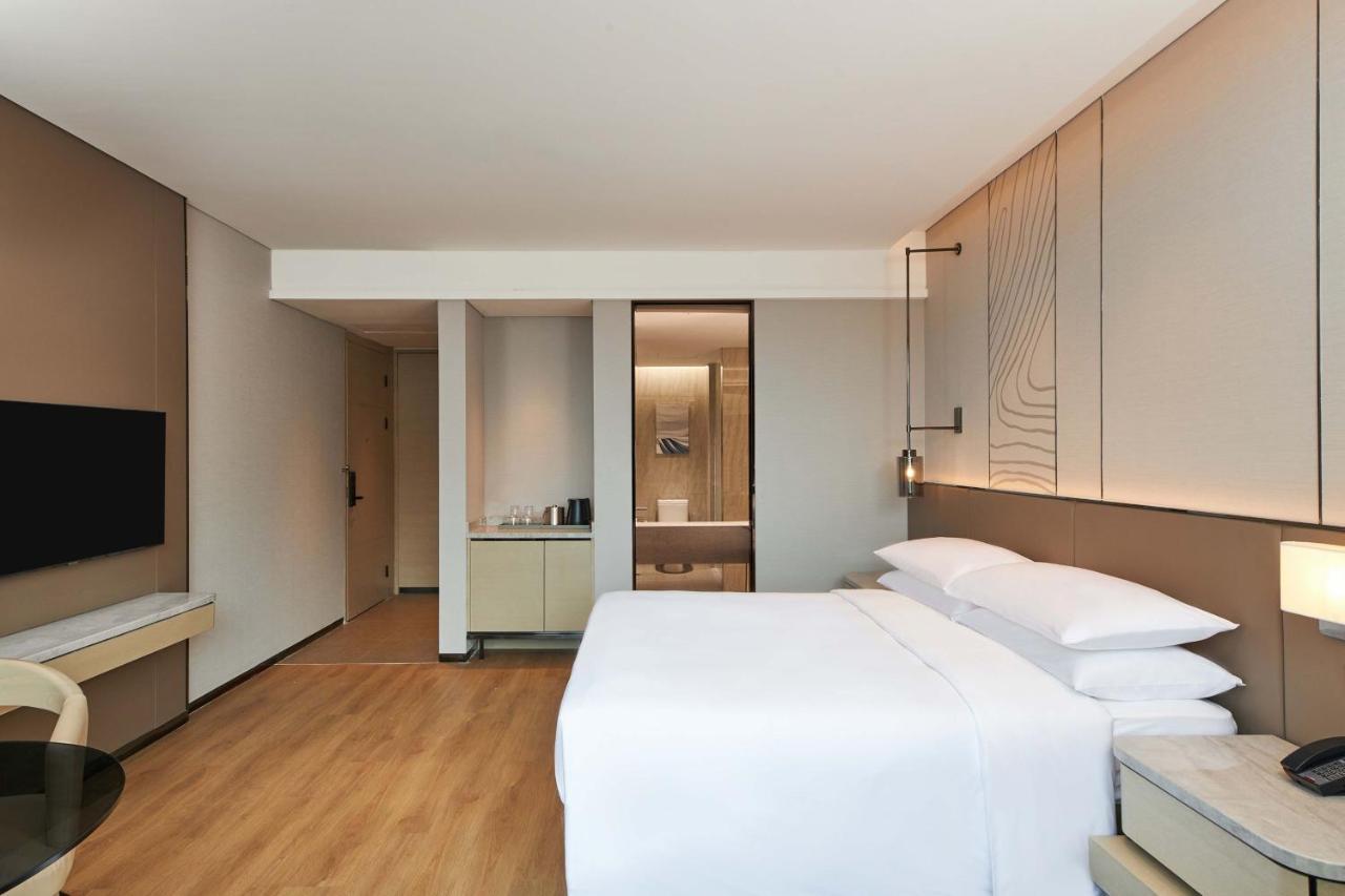 Courtyard By Marriott Changchun Exteriör bild