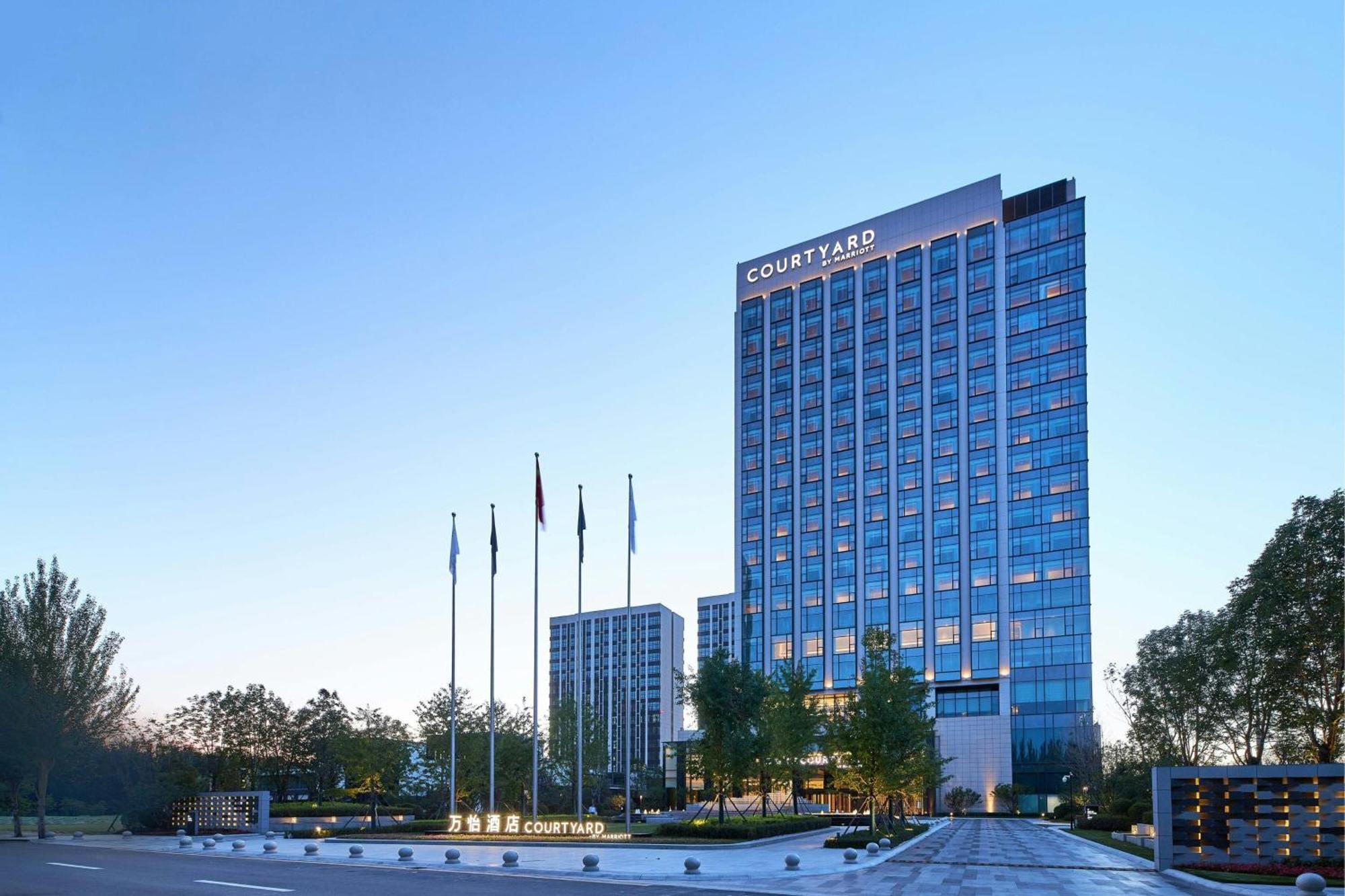 Courtyard By Marriott Changchun Exteriör bild